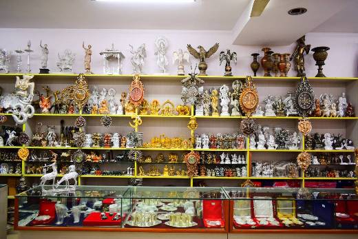 Rajasthani Craft Emporium Best Handicraft Showroom in Udaipur