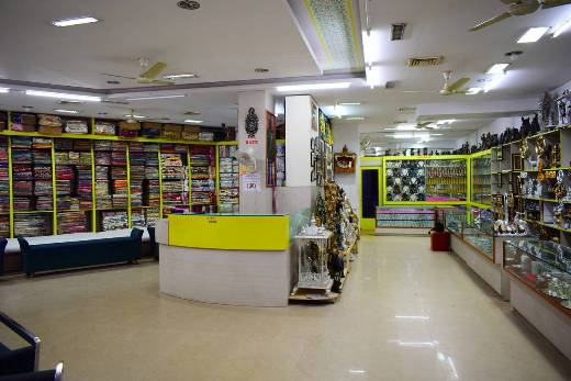 Rajasthani Craft Emporium Best Handicraft Showroom in Udaipur